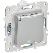 SKANDY Розетка 1-местная с заземлением с защитными шторками и крышкой 16А IP44 SK-R11S серебряный IEK